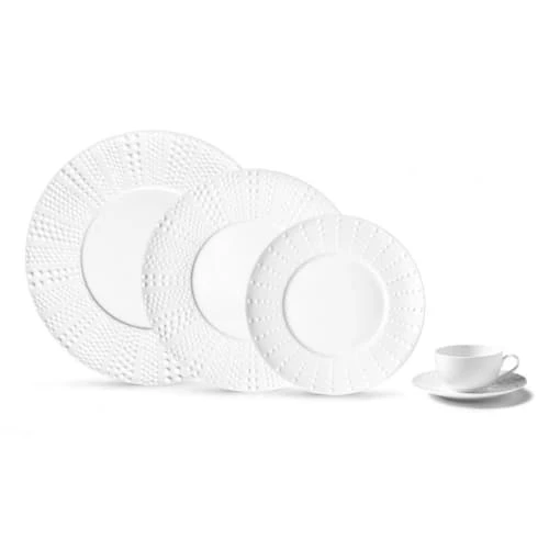 Medard De Noblat Crémier En Porcelaine Blanche 4 Medard De Noblat Crémier En Porcelaine Blanche – Image 2