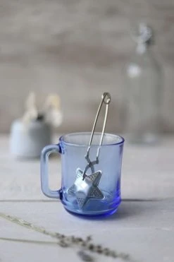 Duralex Lot De 6 - Mug 31 Cl En Verre Trempé Résistant Teinté Bleu Marine -Boutique Cristal d'Arques lot de 6 mug 31 cl en verre trempe resistant teinte bleu marine 2